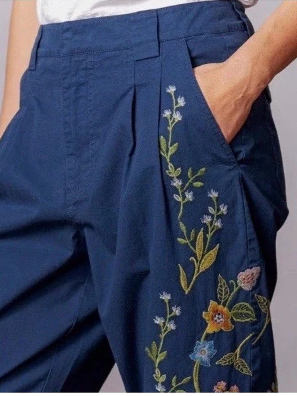 NEW Sundance Catalog Women Garden Grand Barrel Pants Blue Floral Embroidered 10